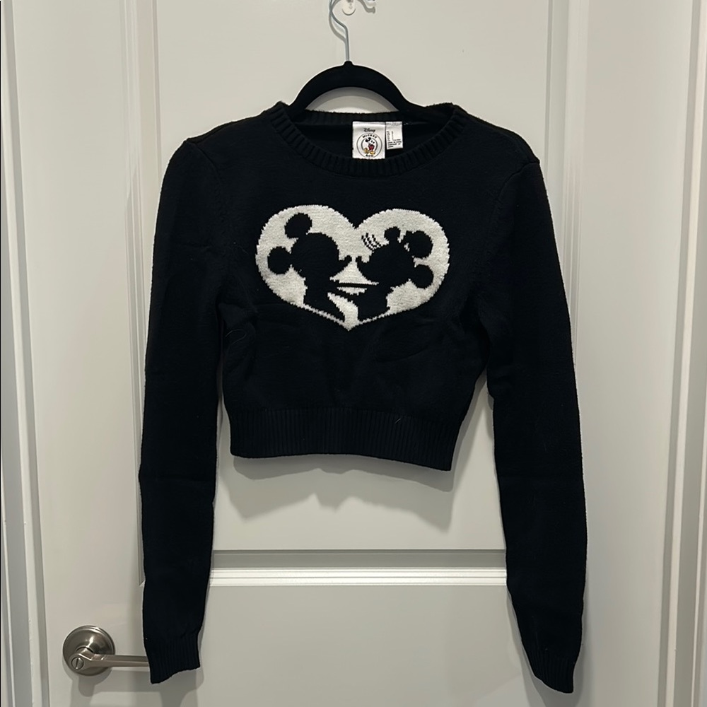 Black Mickey & Minnie cropped sweater with Heart Design